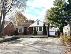 MAINFLOOR - 6481 ERWIN CRESCENT  Niagara Falls (Dorchester), ON L2G 4Z9