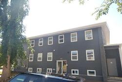 4816  52 Street  Wetaskiwin, AB T9A 3N2