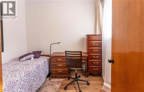 104 Mulberry Street, Hamilton, ON - Indoor Photo Showing Bedroom