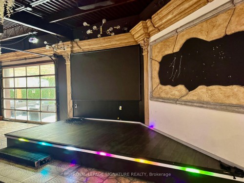 803 Dundas Street E, Mississauga, ON 