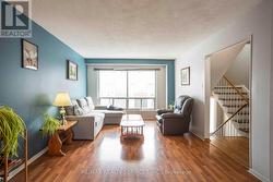 6H - 806 STAINTON DRIVE  Mississauga, ON L5C 2T2