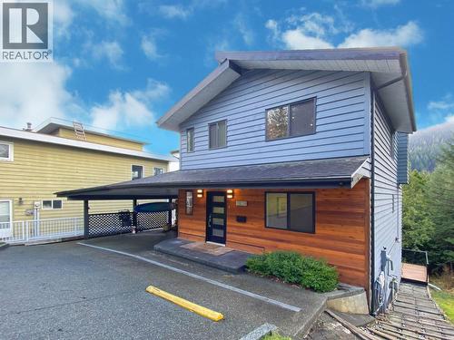 1109 SUMMIT AVENUE  Prince Rupert, BC V8J 2A2