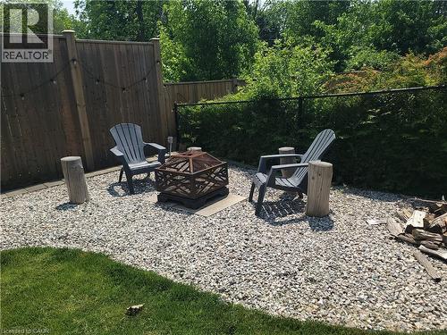 47 Manor Drive, Kitchener, ON - Outdoor