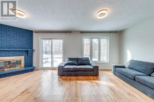 5492 Haddon Hall Road, Mississauga, ON - Indoor Photo Showing Living Room With Fireplace