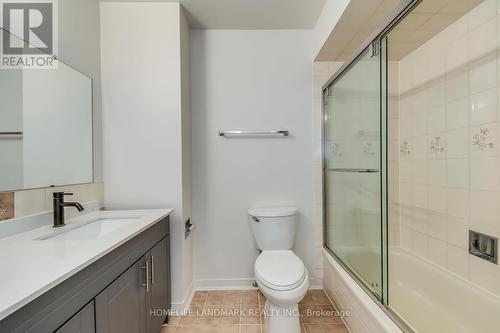 5492 Haddon Hall Road, Mississauga, ON - Indoor Photo Showing Bathroom