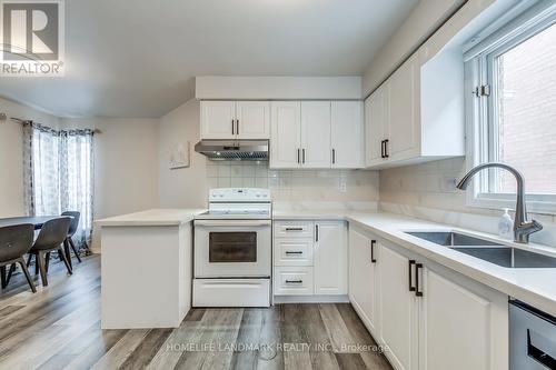 5492 Haddon Hall Road, Mississauga, ON - Indoor Photo Showing Kitchen With Double Sink
