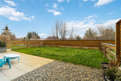 103-940 Reunion Ave  Langford, BC V9B 0W6