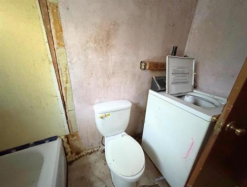 331 Flora Ave, Winnipeg, MB 