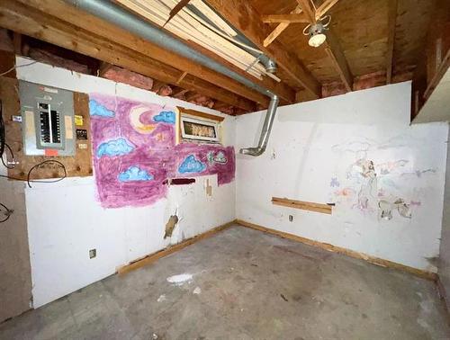 331 Flora Ave, Winnipeg, MB 