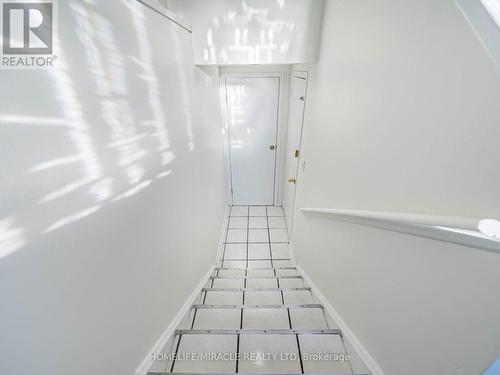 209 Apache Trail, Toronto, ON - Indoor Photo Showing Other Room