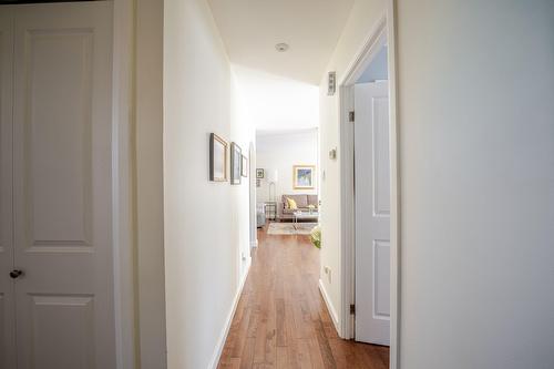 Passageway - 30 Rue Gauthier, Dollard-Des-Ormeaux, QC - Indoor Photo Showing Other Room