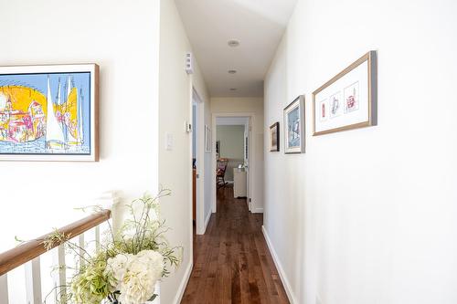 Passageway - 30 Rue Gauthier, Dollard-Des-Ormeaux, QC - Indoor Photo Showing Other Room