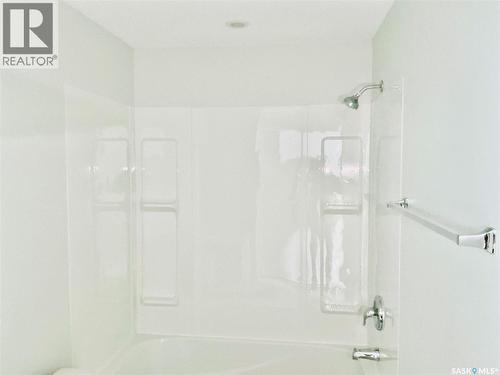 111 Stromberg Crescent, Saskatoon, SK - Indoor Photo Showing Bathroom