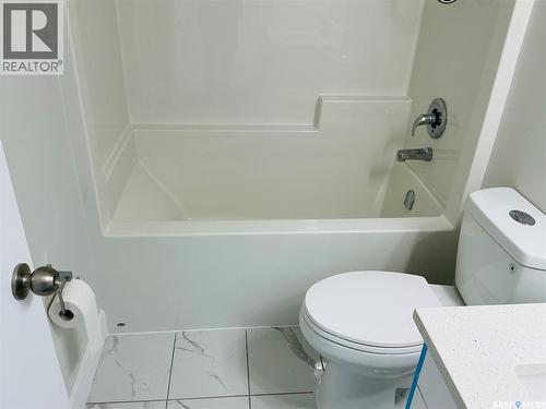 111 Stromberg Crescent, Saskatoon, SK - Indoor Photo Showing Bathroom