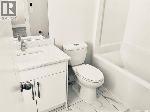 111 Stromberg Crescent, Saskatoon, SK - Indoor Photo Showing Bathroom