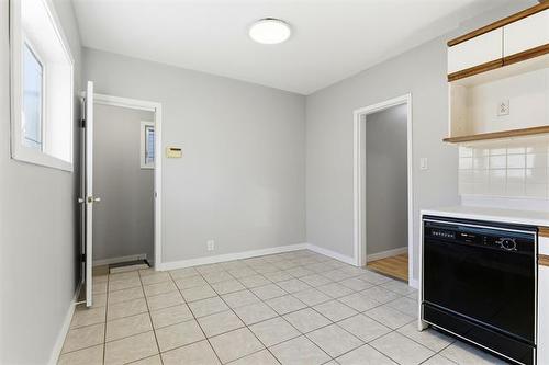 909 Ingersoll St, Winnipeg, MB 