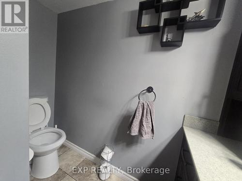 44 - 700 Harmony Road N, Oshawa, ON - Indoor Photo Showing Bathroom
