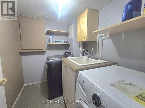 44 - 700 Harmony Road N, Oshawa, ON - Indoor Photo Showing Laundry Room