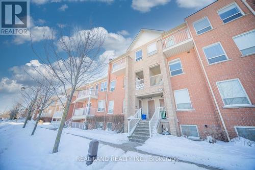 79 SUNRISE DRIVE  Markham, ON L3R 1A1