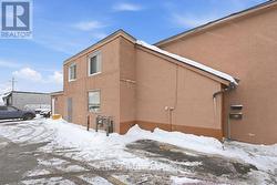 1 - 874 CLYDE AVENUE  Ottawa, ON K1Z 5A2