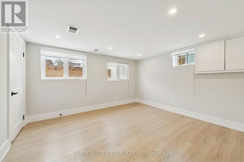 260 Hillside Drive, Mississauga, ON - Indoor