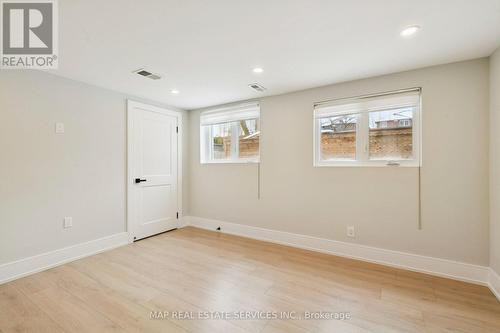 260 Hillside Drive, Mississauga, ON - Indoor Photo Showing Other Room