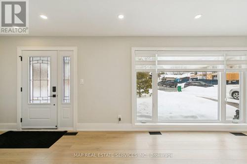 260 Hillside Drive, Mississauga, ON - Indoor Photo Showing Other Room