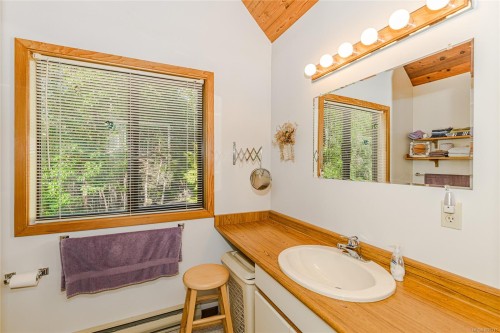 160 West Eagle Dr, Salt Spring, BC 