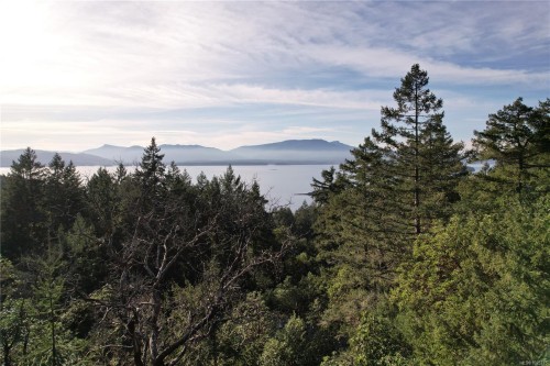 160 West Eagle Dr, Salt Spring, BC 