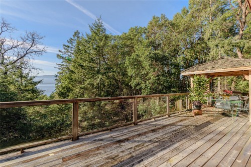 160 West Eagle Dr, Salt Spring, BC 