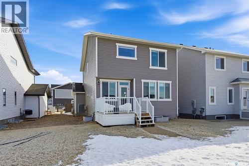 3204 Favel Drive, Regina, SK - Outdoor