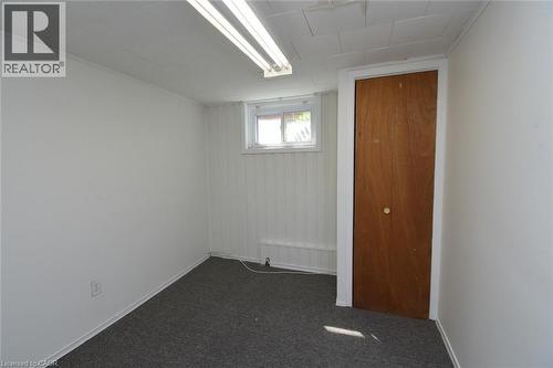 136 Glen Road, Hamilton, ON - Indoor Photo Showing Other Room