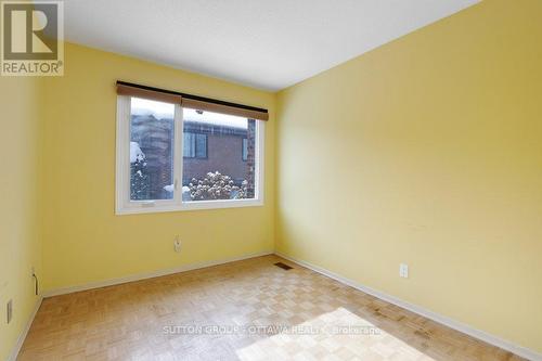60 - 121 Buell Street, Ottawa, ON - Indoor Photo Showing Other Room
