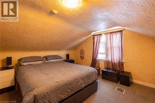 29 Mcnaughton Street, Cambridge, ON - Indoor Photo Showing Bedroom
