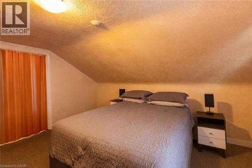 29 Mcnaughton Street, Cambridge, ON - Indoor Photo Showing Bedroom