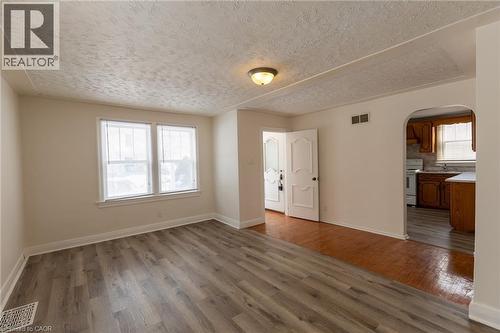 29 Mcnaughton Street, Cambridge, ON - Indoor Photo Showing Other Room