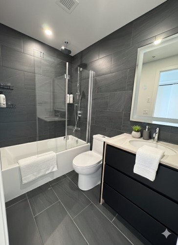 Salle de bains - 2205-1020 Rue De La Montagne, Montréal (Ville-Marie), QC - Indoor Photo Showing Bathroom