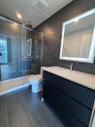 Salle de bains attenante à la CCP - 2205-1020 Rue De La Montagne, Montréal (Ville-Marie), QC - Indoor Photo Showing Bathroom