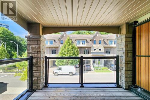 71 Dryden Way N, Toronto, ON - Outdoor With Exterior