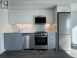 915 - 2 MANDERLEY DRIVE  Toronto, ON M1N 0C7