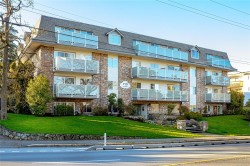 204-710 Lampson St  Esquimalt, BC V9A 6A6