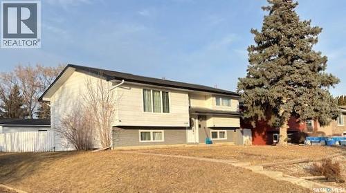 1446 Stadacona STREET W  Moose Jaw, SK S6H 6R9