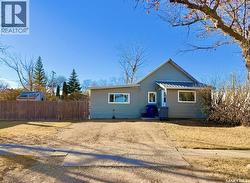 532 Leonard STREET  Herbert, SK S0H 2A0
