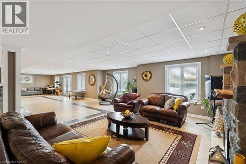 10 Brolley Crescent, Thornton, ON - Indoor