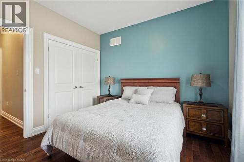 10 Brolley Crescent, Thornton, ON - Indoor Photo Showing Bedroom