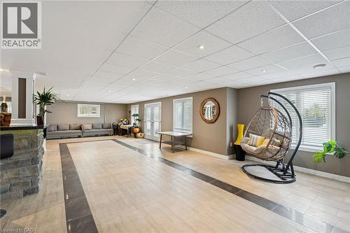 10 Brolley Crescent, Thornton, ON - Indoor Photo Showing Other Room