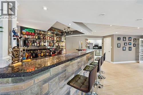 10 Brolley Crescent, Thornton, ON - Indoor Photo Showing Other Room