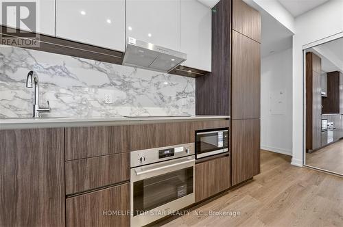 5601 - 8 Interchange Way, Vaughan, ON - Indoor Photo Showing Other Room