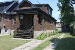 A-5 Twentieth Street  Toronto, ON M8V 3L5