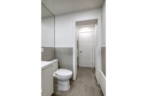 Salle de bains - 107-4557 Rue Sherbrooke O., Westmount, QC - Indoor Photo Showing Bathroom